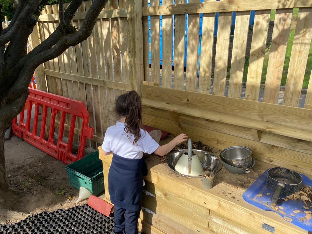 Mauricewood PS tweet media