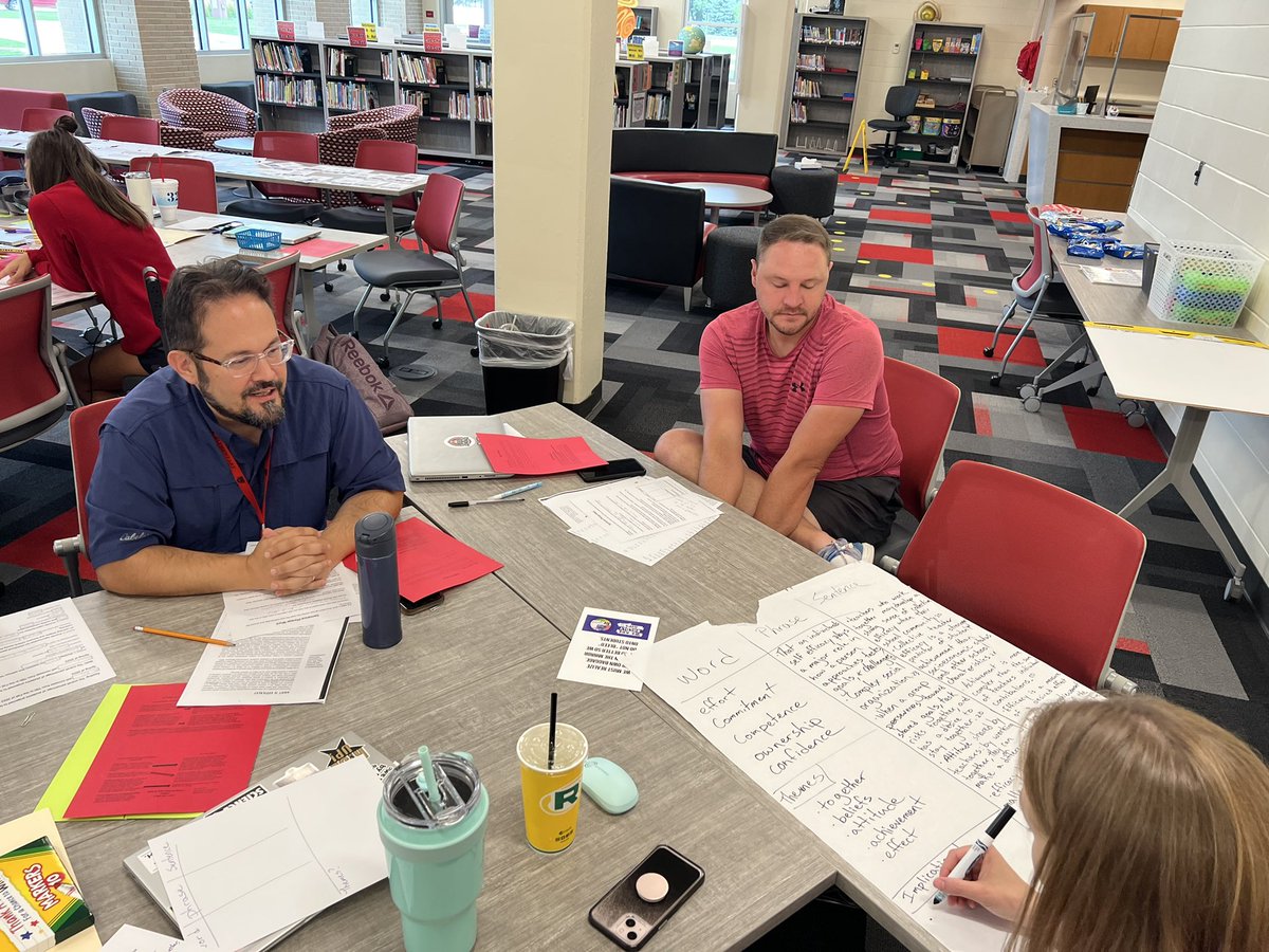 whitnflower's tweet photo. @StolleyParkGI teachers continuing to understand the power of collective efficacy.  #beyouatstolleypark @GIPublicSchools https://t.co/28ma2L22UA