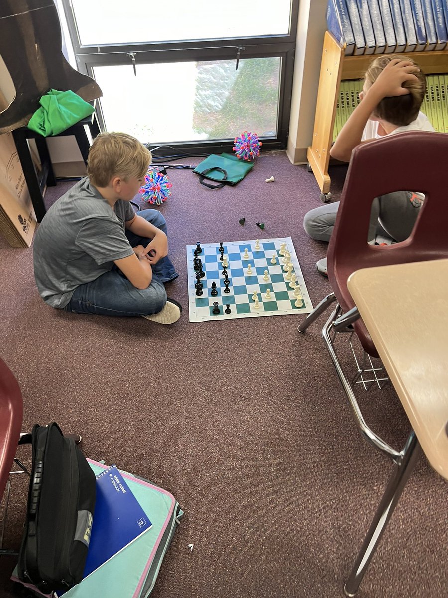 mwoods67037's tweet photo. Social Studies students learning to play chess! The game helps students build essential real world skills, such as planning, critical thinking, geometry/mathematics, and those extremely important social skills. #Rm117 #gamification #BPMS #SocialStudies https://t.co/zyGM9B1lpg