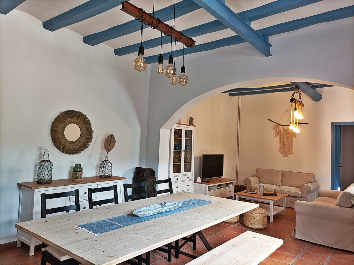 HT_vacacional's tweet photo. 🚀Espectacular Masía😍9 pax🌴(2)
📍Montgat
👉🏻https://t.co/C8gSkBT05i
#hellotime #hellotimevacacional #maresme
#vacaciones #holidays #alquilervacacional
#alquilertemporal #barcelona #bcn #holidayhome
#summer #playa #beach #travel #viajar
#spain #turism
#luxuryrealestate #montgat https://t.co/k4YDDPxknE