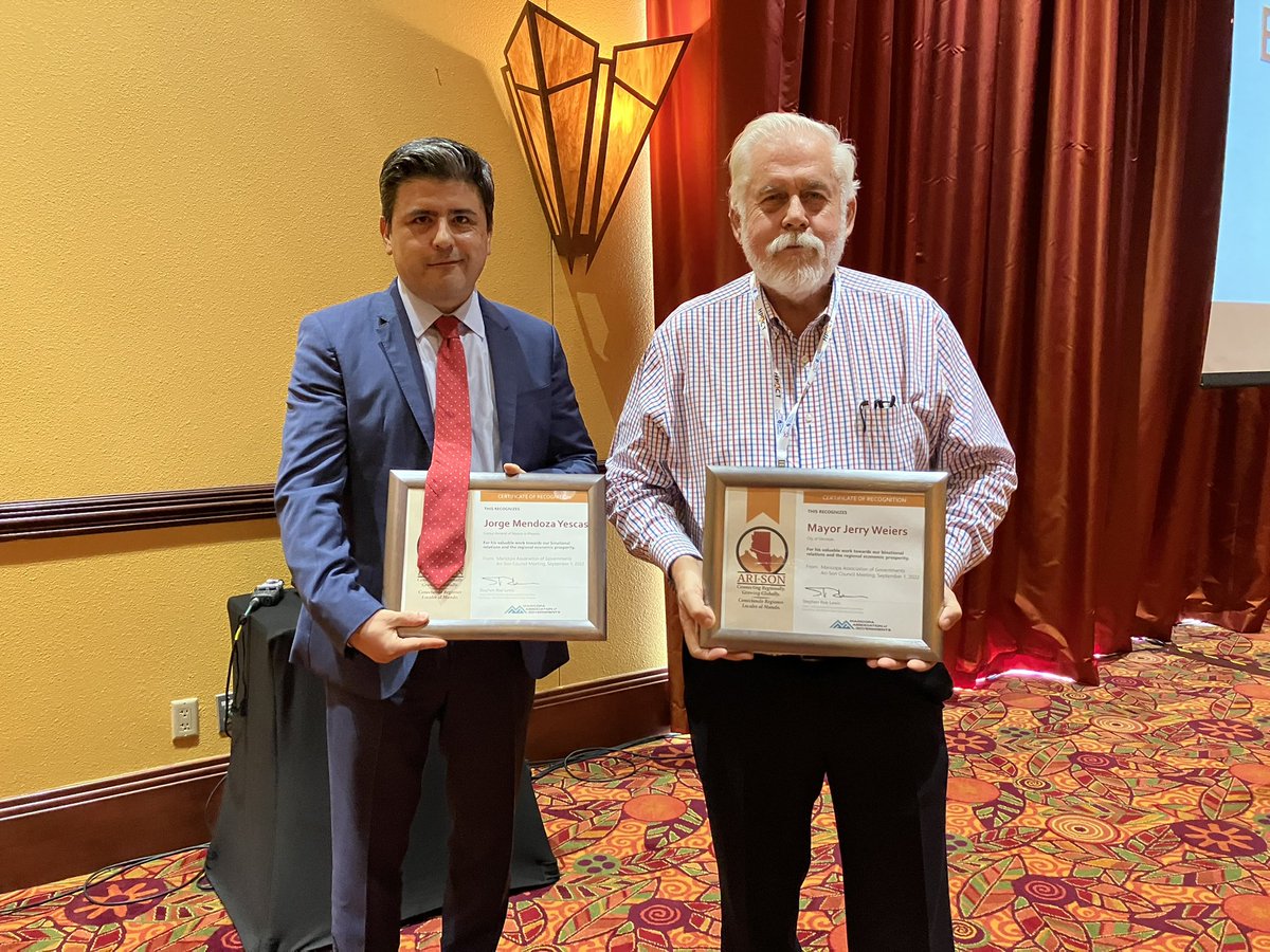 MayorWeiers's tweet photo. We had great attendance at the Ari-Son Council meeting at the @AzCities Conference! It was nice to see mi amigo Municipal President Luis Enrique Valdez Reyes again! @jorgem_yescas #LACT22 #AriSon2022 https://t.co/puXNCcmIkz