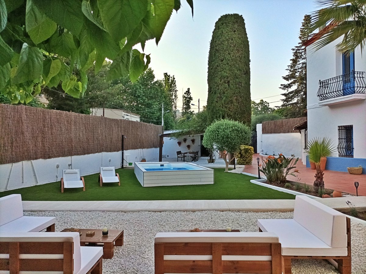 HT_vacacional's tweet photo. 🚀Espectacular Masía😍9 pax🌴(2)
📍Montgat
👉🏻https://t.co/C8gSkBT05i
#hellotime #hellotimevacacional #maresme
#vacaciones #holidays #alquilervacacional
#alquilertemporal #barcelona #bcn #holidayhome
#summer #playa #beach #travel #viajar
#spain #turism
#luxuryrealestate #montgat https://t.co/k4YDDPxknE