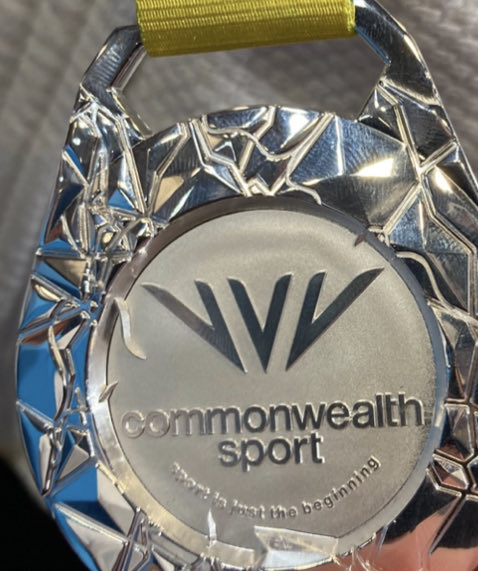 Massive thanks to ⁦<a href="/FinAllan2/">Fin Allan</a>⁩ who came to share powerful messages at assembly about hard work, perseverance, the coaches who inspired him and the positive learning in mistakes. An inspiration! 💪#weaimhigh ⁦<a href="/sportifjb/">John Buchanan</a>⁩ ⁦<a href="/Bellbaxter_hwb/">Bell Baxter HWB 🏳️‍🌈🏳️‍⚧️</a>⁩ ⁦<a href="/jenallan74/">Jennifer Allan</a>⁩