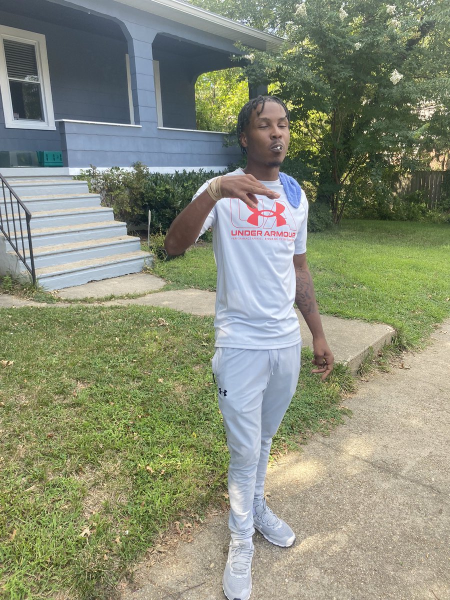 blr_jt's tweet photo. #FreeDrocc #FreeJbunny 💪🏽💯 https://t.co/NS4T6rXUY4