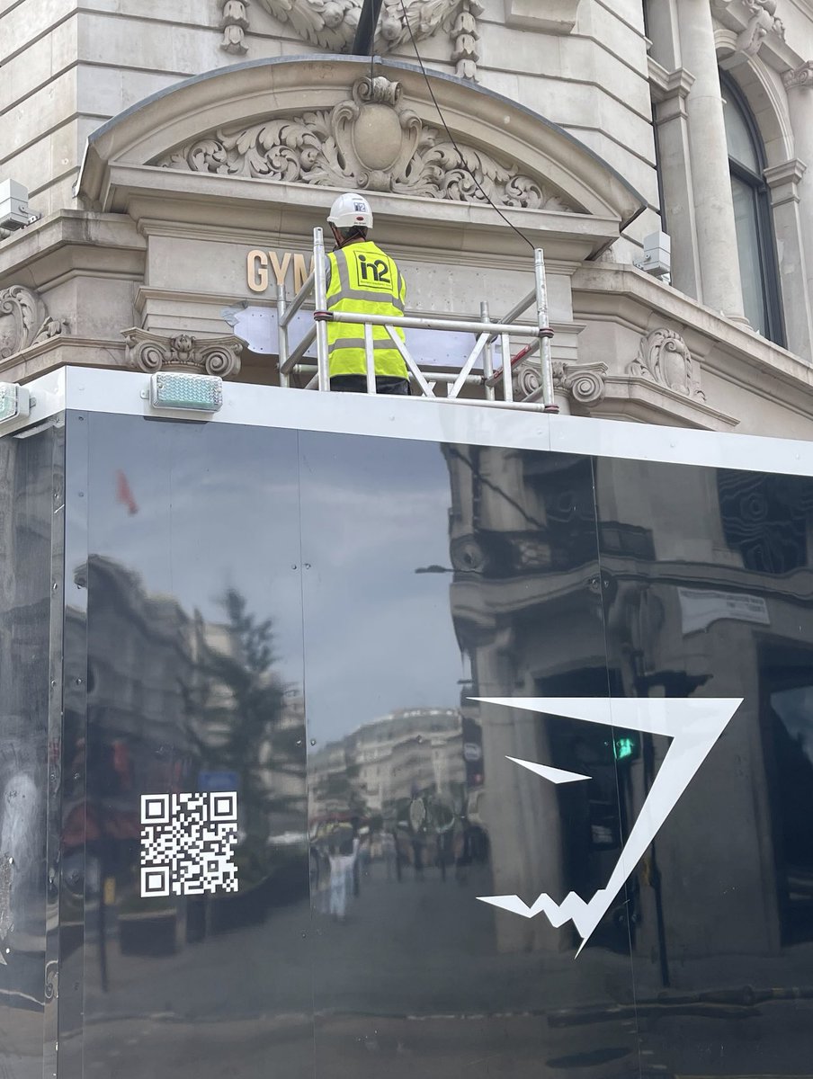 BenFrancis1992's tweet photo. Big things are happening!!! 

📍 Regent Street, London https://t.co/k48ytsRoQN