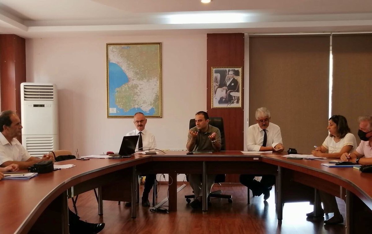 dikili_mem's tweet photo. "SENE BAŞI EĞİTİM KURUMU MÜDÜRLERİ KURULU" TOPLANTISI GERÇEKLEŞTİRİLDİ
https://t.co/NUGmH3TmcC
@tcmeb @izmir_ilmem @MucahitYentur @nurikrzbergama https://t.co/onkaG03hK7