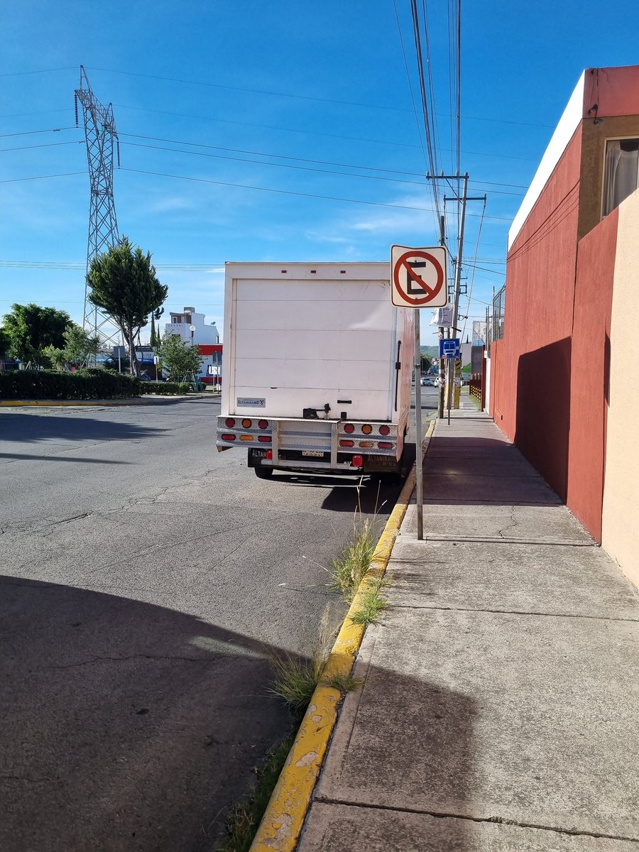 Acorichi tweet media