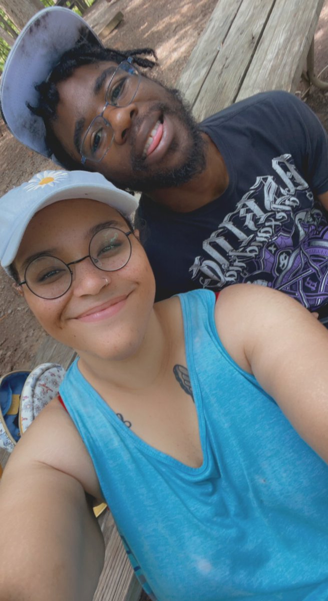 Missitude's tweet photo. Yesteday, I moved. And this dingus and I decided to give it (another) try 🥰 
Here’s to try number… ?????? 
I love you :) https://t.co/hr4XXJVOBG