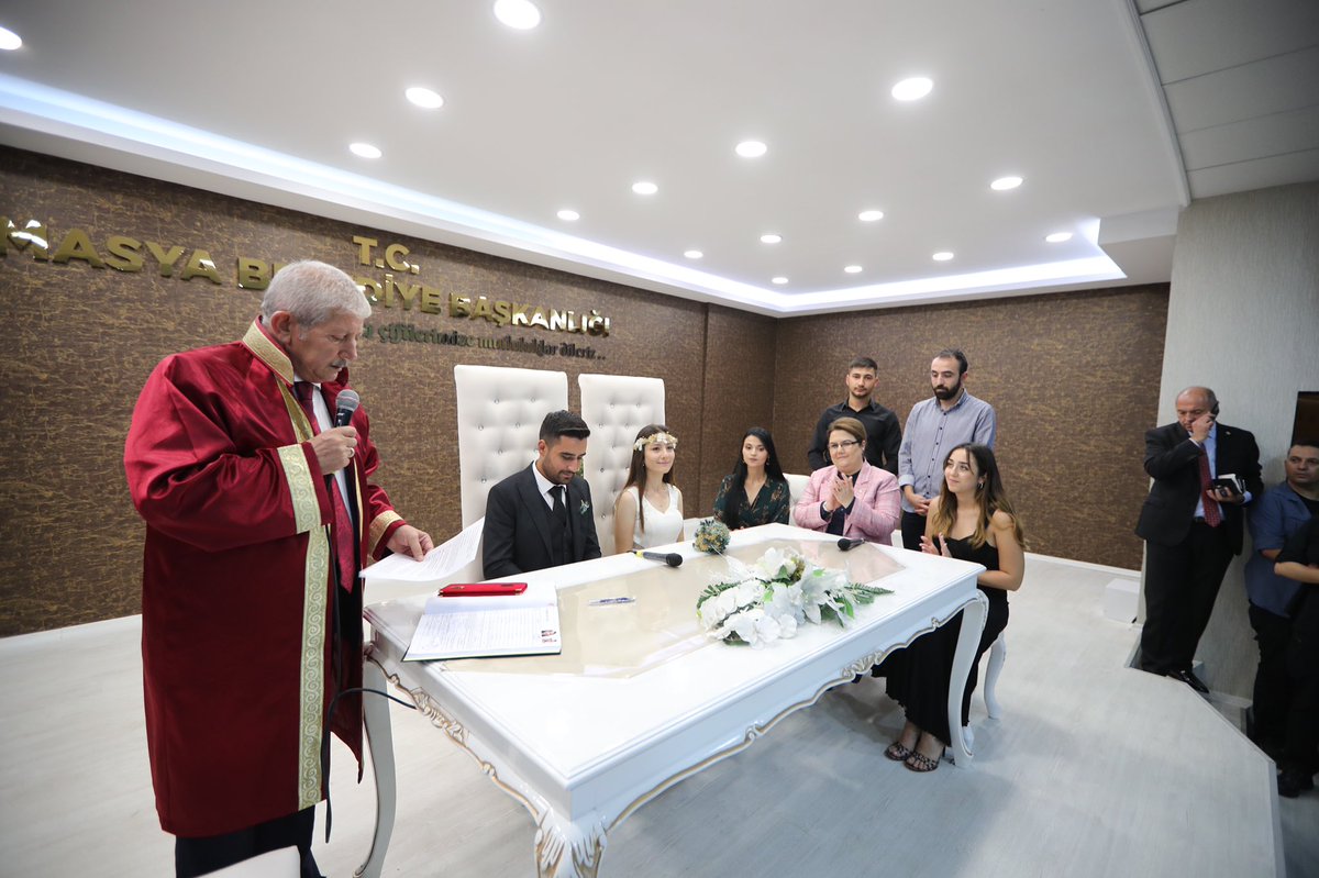 Derya Yanık tweet media