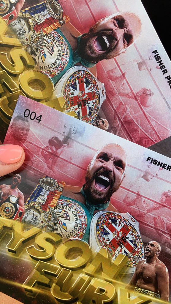 littlenickers's tweet photo. On our way to see The Gypsy King 👑  @Tyson_Fury #gypsyking https://t.co/faYkiPDFrG