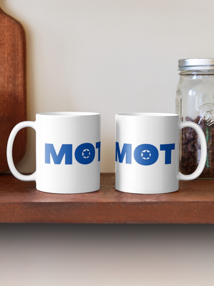 JewishDesigns's tweet photo. Shabbat Shalom! Check out our MOT design at our RedBubble store, available on almost 100 made to order products!

#FallForArt #BuyIntoArt #ShopEarly #Jewish #Yiddish #JewishGifts #MemberoftheTribe #ShabbatShalom #judaica #YiddishGifts #findyourthing #Israel #Hebrew https://t.co/aCzSUOl6Hu