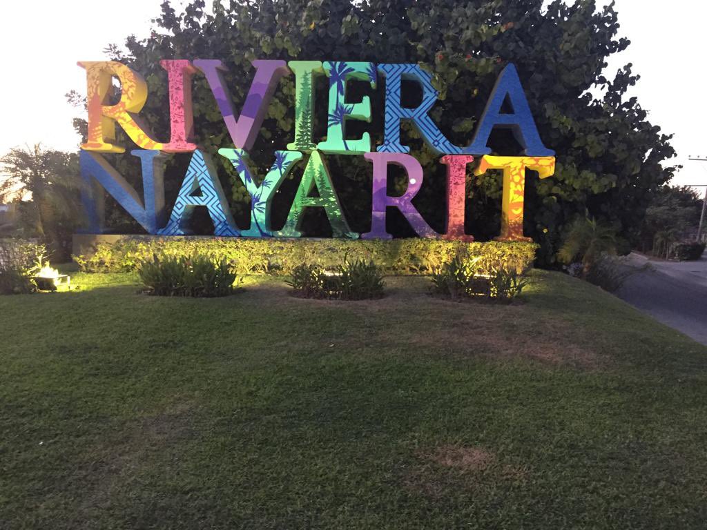 DerivaYT12345's tweet photo. #MegustadeMexico #MaristaCelaya @ULISESCENTENO https://t.co/9QWIliy6o8