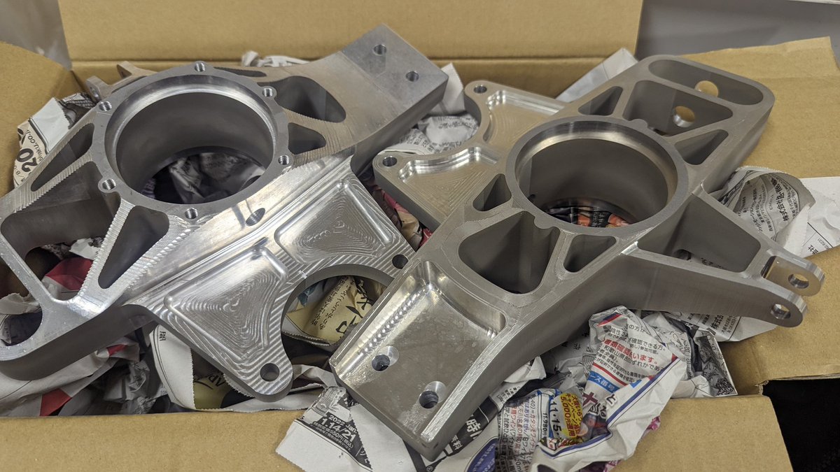 Chas_Labo's tweet image. Fアップライト