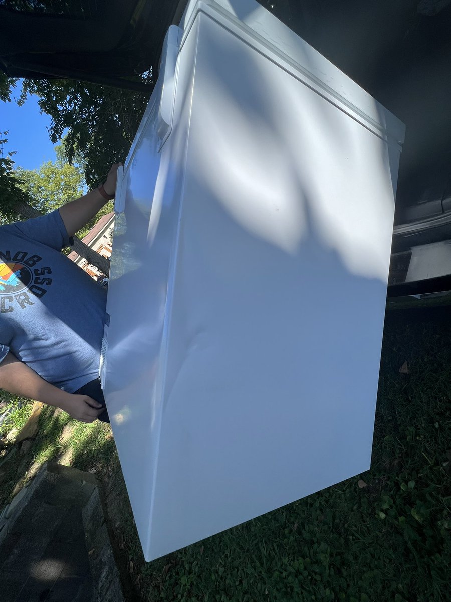 jscottis's tweet photo. @Menards this week, we spent $1,300+ on appliances (chest freezer, washer, and dryer). Two of the three pieces we opened were dented. Is this one of the reasons you save big money… selling dented merchandise to unknowing consumers? https://t.co/S52PtP8P16