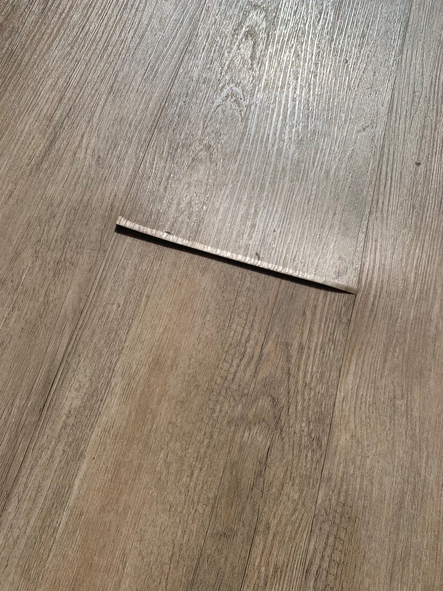 ToraLudbrook's tweet photo. @Carpetright absolutely appalling customer service from Rich Manager of the Yeovil store, waiting a month for him to contact me, despite me chasing via phone &amp; email multiple times, so many excuses given. Happy to leave me with a floor like this https://t.co/Opw8NbSwsW