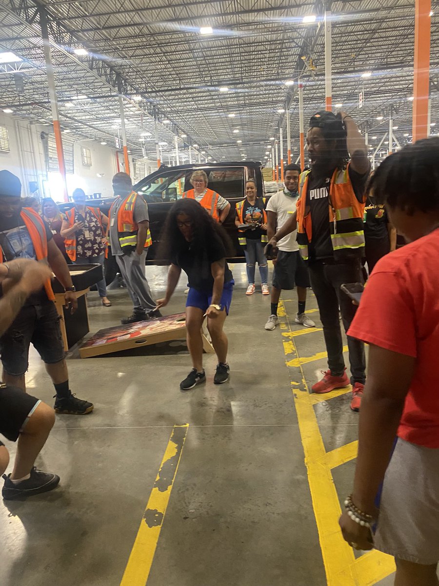 Mrs. Mcneil tweet media