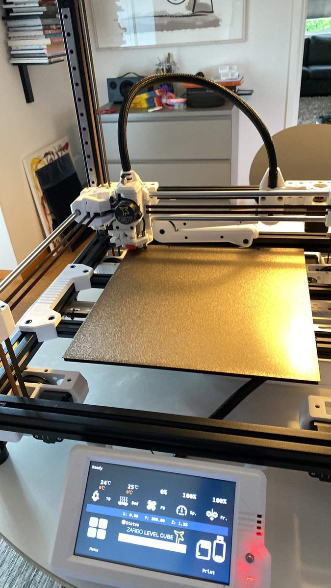 It’s alive! <a href="/zaribocom/">ZARIBO 3D Printers</a>