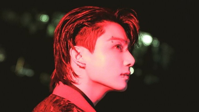 jeonficient's tweet photo. these 4 pics are so hot https://t.co/eP4eeOXw4t
