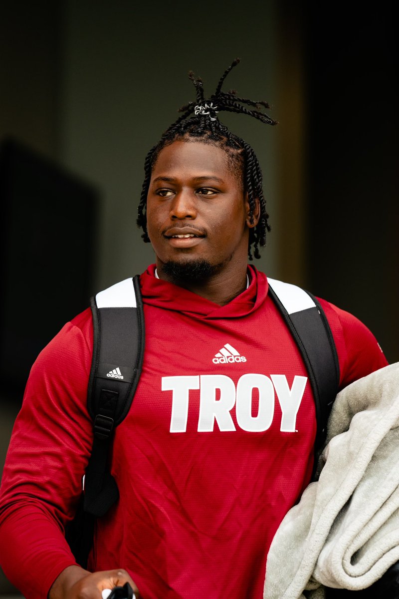 TroyTrojansFB's tweet photo. ✌️ Troy … we’ve got a job to do 😤

#RiseToBuild | #OneTROY ⚔️🏈 https://t.co/rrVUzRabyH