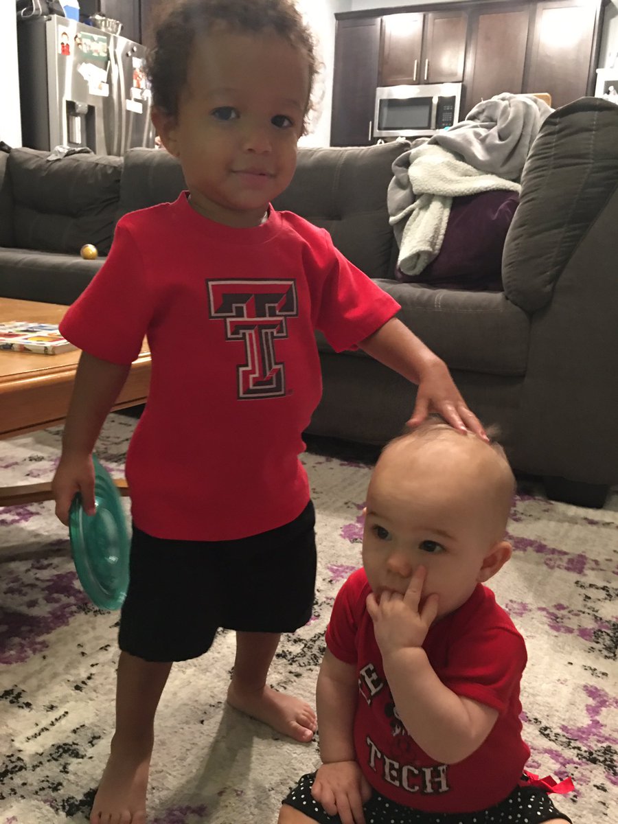 RAIDER!!! 👆🔴⚫️ #CollegeColorsDay <a href="/TechAthletics/">Texas Tech Red Raiders</a> <a href="/TexasTechFB/">Texas Tech Football</a> <a href="/TexasTechVB/">Texas Tech Volleyball</a>