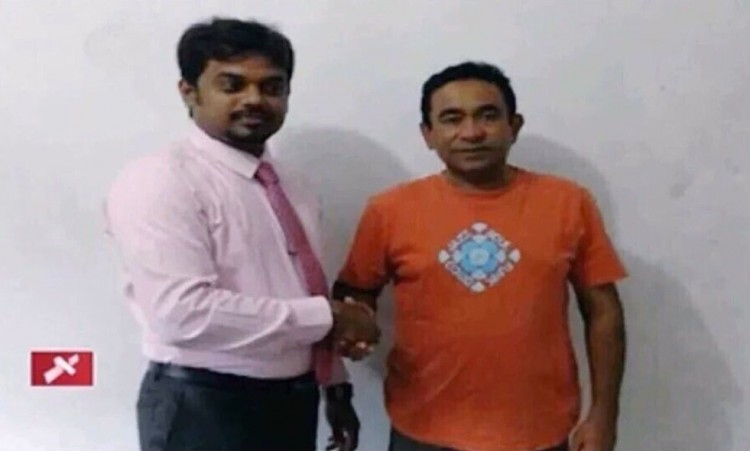 FaathunMDP's tweet photo. Yameen akee Nubai vegen aa hurihaa kameh kuraa meeheh.
Sihuru ves hedhee ey.
#ArrestYAG
#VaguYAG https://t.co/zznpLF7C3M