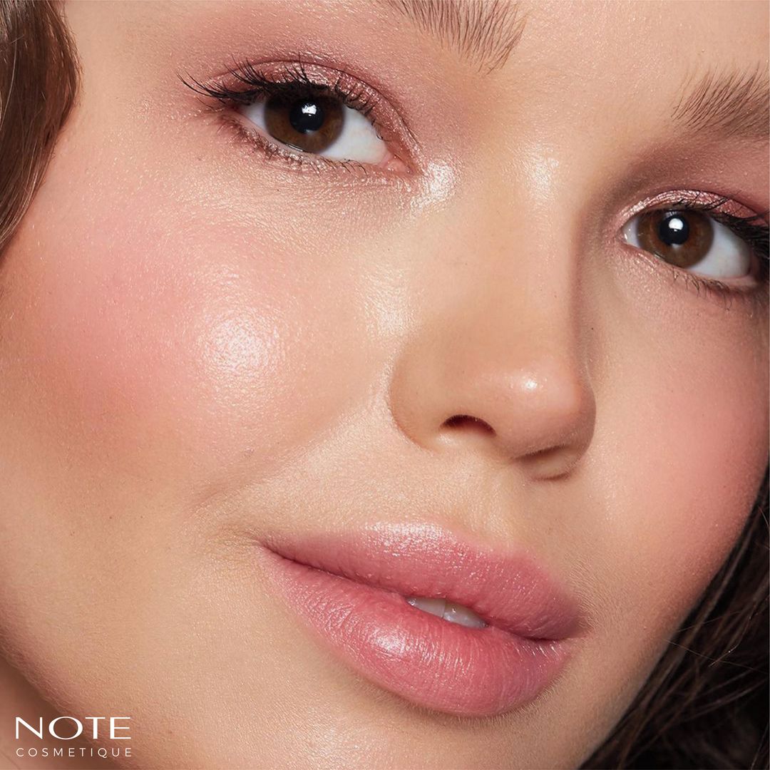¡Es momento de hacer que se NOTE la diferencia! 🎨 

Que tu maquillaje cause gran impacto en todo momento✨

#notecosmetique #makeup #maquillaje #Venezuela