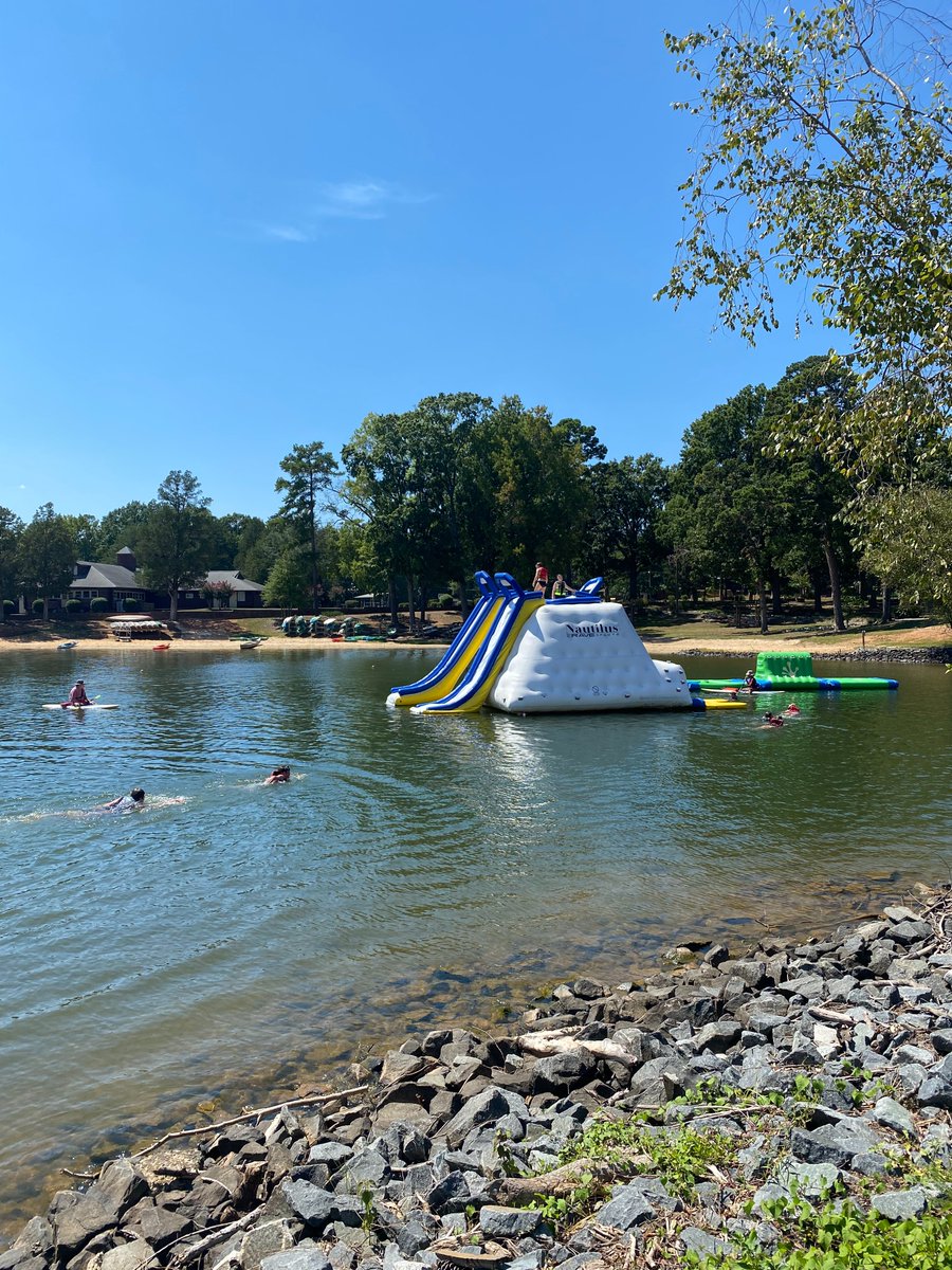 WCDS_Trips's tweet photo. Water fun for #WCDSGrade10 at Camp Thunderbird #WCDS10thTrip https://t.co/7b61a12P2f
