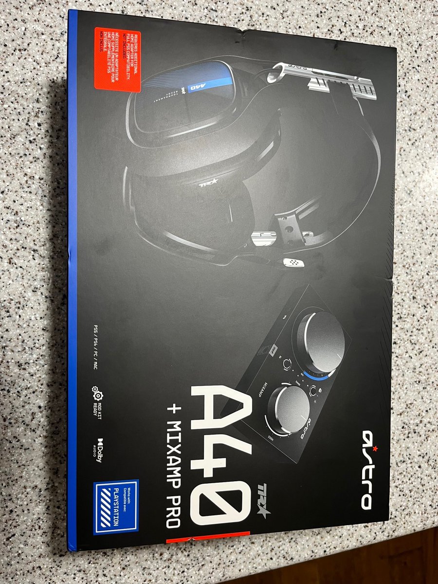 I will be giving away a pair of Astro A40’s if we get to 2k followers on twitch by next weekend. All you have to do to enter is follow me on twitch and if you are already following retweet this post to enter the giveaway! Good luck to everyone 😎🤝🏻
