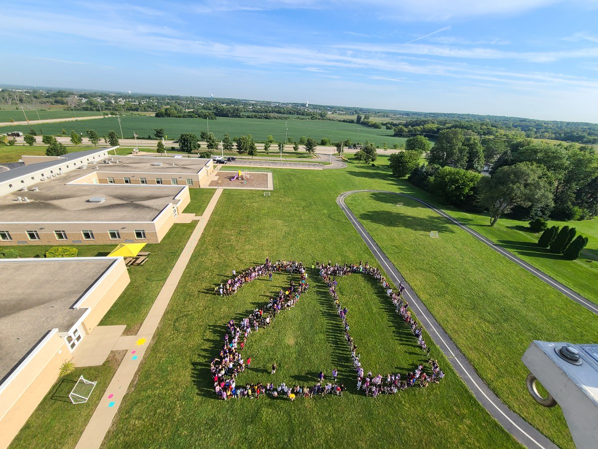Thank you to the Bartlett Fire District for coming  out to take our 20th picture of our Liberty Students and Staff!  Thank you to our PTO as well for setting up for today and organizing!  This picture was taken 80 feet in the air!