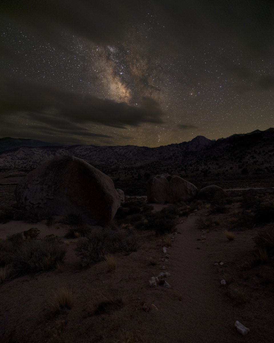 barque's tweet image. The Milky Way - and clouds - near Bishop, California