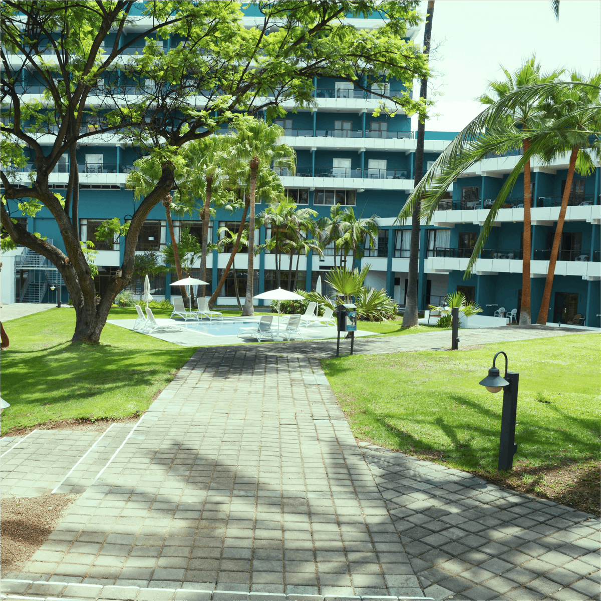 HotelesTRH's tweet photo. Situado en el norte de Tenerife, en el municipio costero del Puerto de la Cruz, el Hotel Taoro Garden  está localizado en el parque Taoro, un precioso parque con cerca de 100.000 metros cuadrados de jardines, fuentes y preciosas vistas panorámicas del Puerto de la Cruz. https://t.co/jcYtoGxBDV