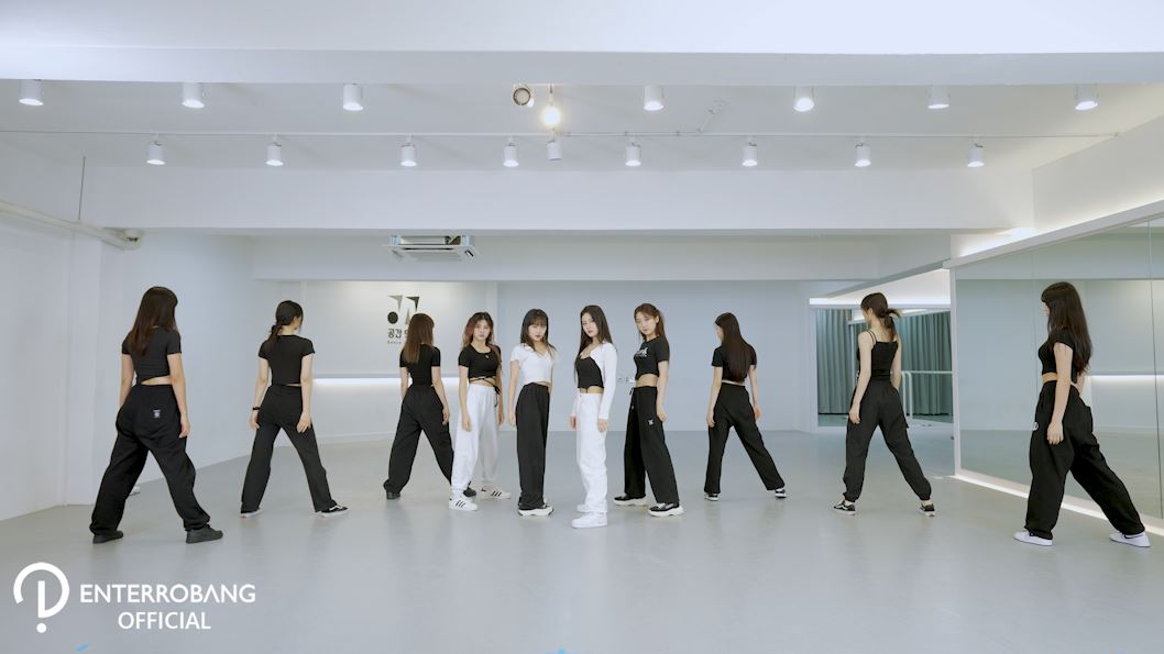 KpopGirlzBands1's tweet photo. #Pritti_G "Love Taker" #DancePractice
https://t.co/DtraDIeenj https://t.co/8yy64KpCM5