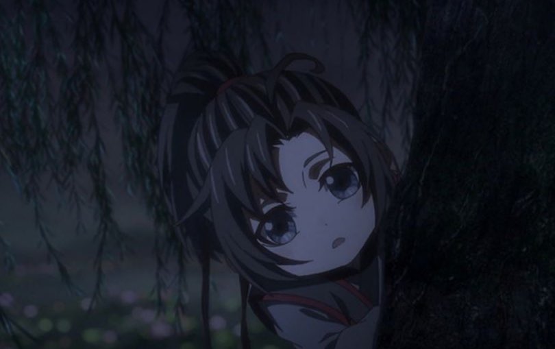 สะดุ้งตกใจน้อยๆ เอียงคอมองคนตรงหน้าอย่างสงสัยแปลกๆ ทำไมใบหน้าคล้ายตัวเองมากนัก แต่ดูโตขึ้นกว่า

"  ท..ท่าน? "