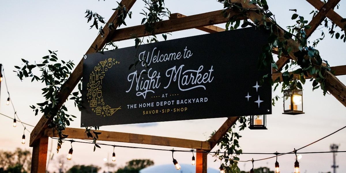 DiscoverAtlanta's tweet photo. Night Market at @thdbackyardย brings cocktails, entertainment and artisans to #Atlanta on September 8. Enjoy a night with some of Atlanta's best chefs and local artists just outside @MBStadium.
Adults only ๐:
https://t.co/hpfICMz7jo
#DiscoverATL #THDBackyard #NightMarket https://t.co/MUY4Nv6bev