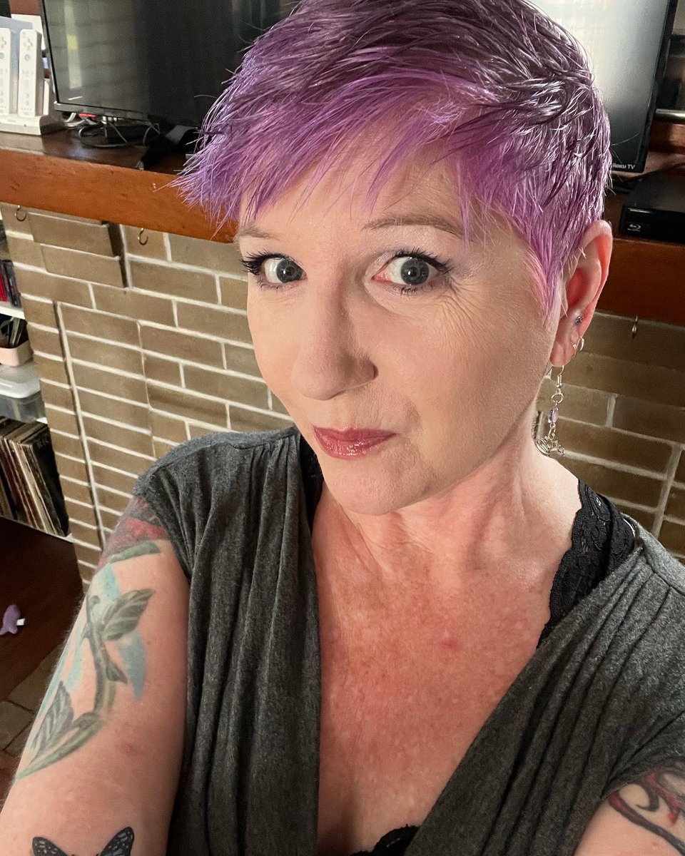 trinaross43's tweet photo. This is 54. #happybirthdaytome #itsmybirthday #over50andfabulous 💜😘🥳🎂🎉 https://t.co/Gi2SqhzNhp
