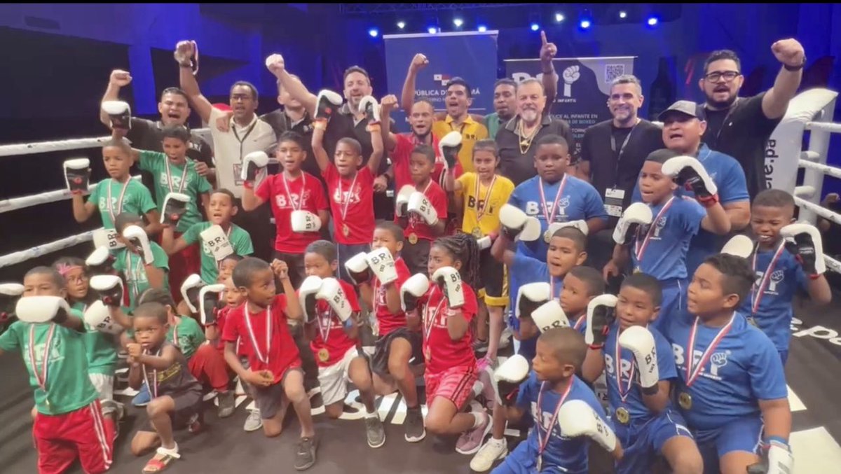 Best_Box's tweet photo. El sábado 27 de agosto hubo de todo! Boxeo Profesional, Boxeo Amateur y Boxeo Recreativo Infantil (BRI).
No se pierda nuestros próximos eventos! #BoxAndRoll https://t.co/xoCJiFlMC5