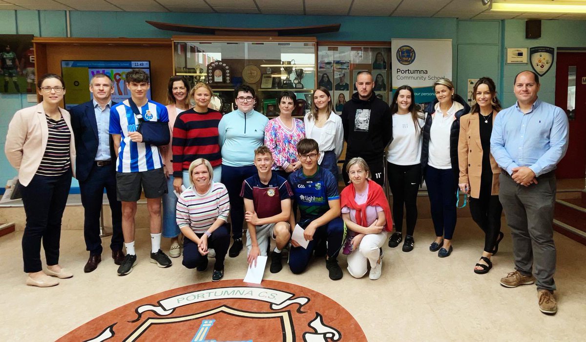 portumnacommsch's tweet photo. Congrats to the LC class of 2022 for the excellent results received today 👏👏👏👏sincere thanks to PCS staff and the parents/guardians for their support of a such a wonderful group of students😄great times and opportunities ahead 🤞🤞 https://t.co/DrVuZ6MyeS