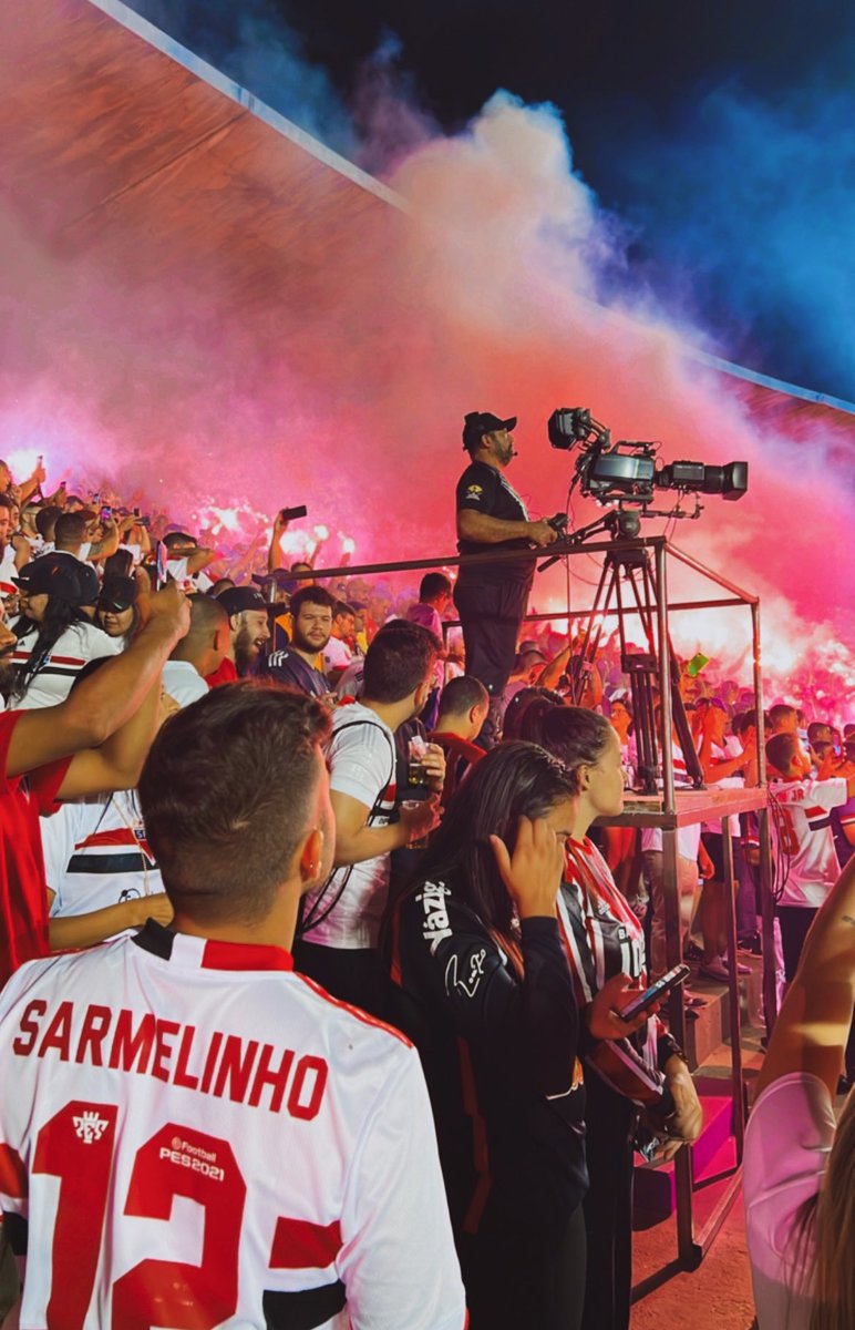sarmelinho's tweet photo. são-paulino na derrota e na derrota, porque só tem derrota nessa porra. 

time desgraçado.

#comoTeAmo @SaoPauloFC 🥰 https://t.co/NXUZwLxtfs