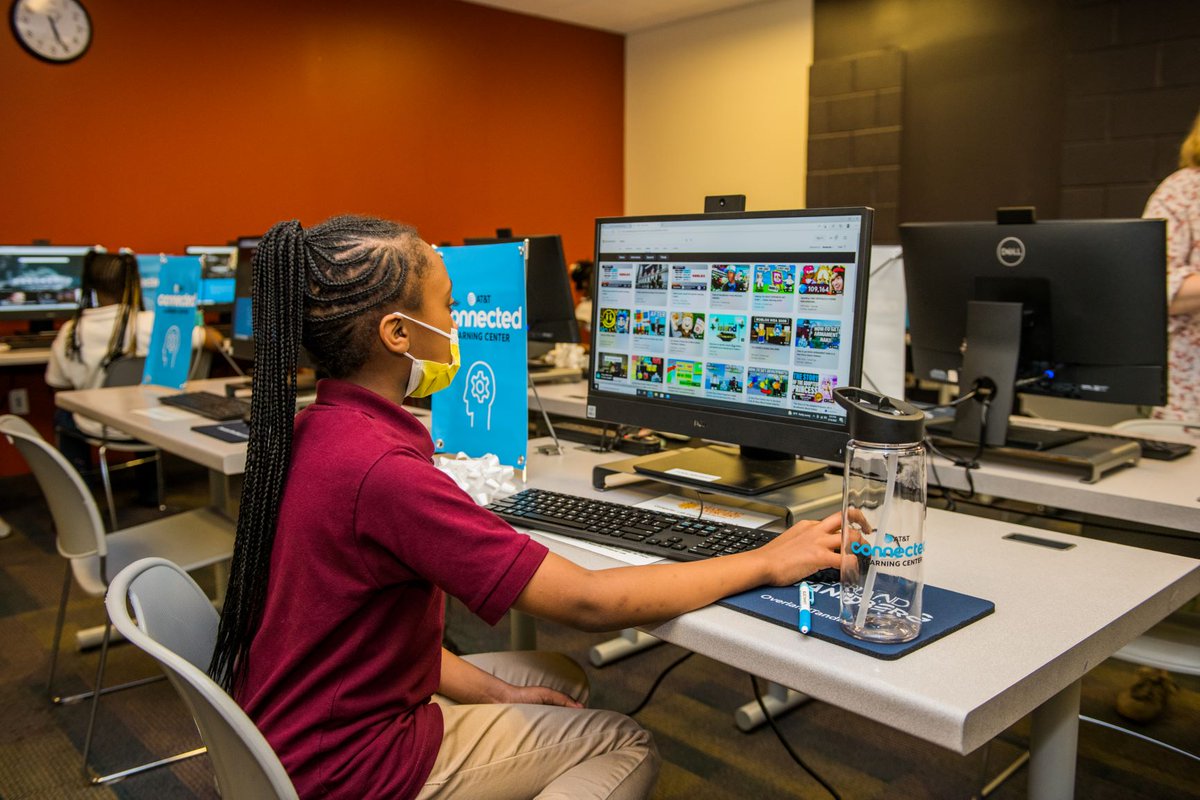 The opening of our #ATTConnectedLearning Centers will provide underserved students and families with free access to the internet, computers, and educational resources. Learn more: att.com/connectedlearn…