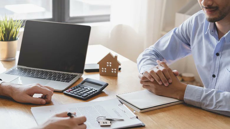 KimonFaubion's tweet photo. If you're not sure how to pay less on #closingcosts, keep reading. #buyahome  https://t.co/35mfDLmyN0 https://t.co/vzTX6k0qVn