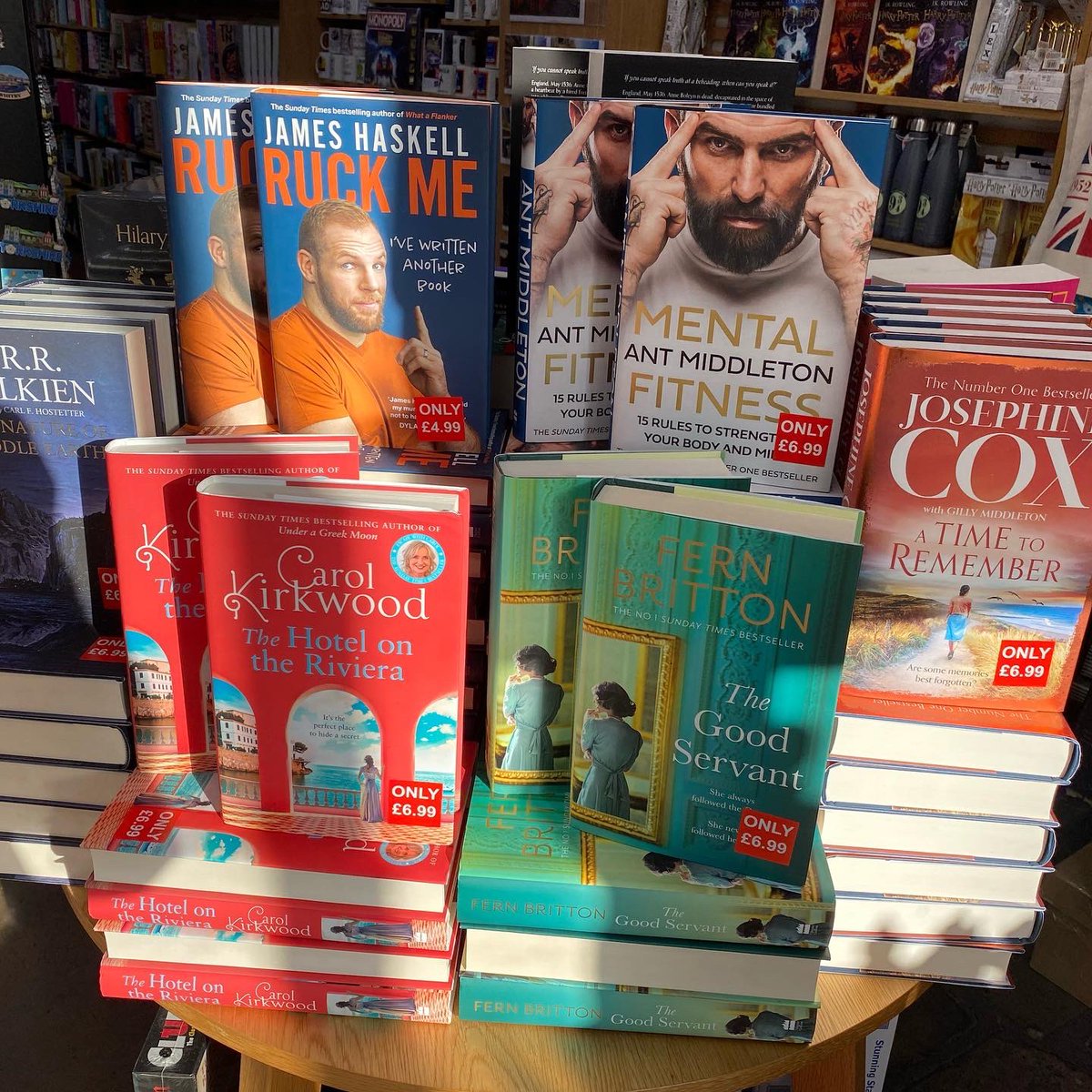 greatreadwhitby's tweet photo. ⭐️NEW ARRIVALS⭐️

Lots of fantastic new arrivals this week all at fantastic prices. 

Pop in and see what’s new! 

#newarrivals #greatreads #whitby #bookshop #discountbooks #lovereading https://t.co/3CTllgkrGr