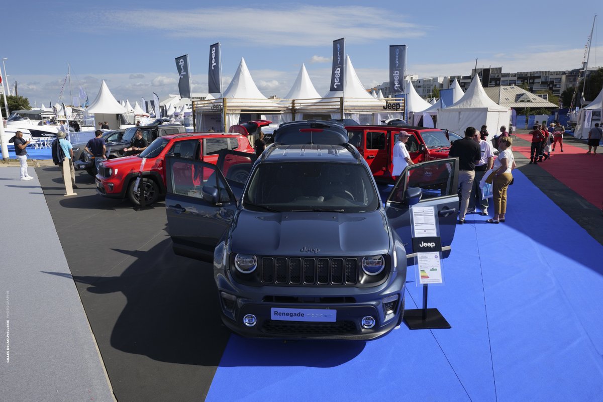 JeepFrance's tweet photo. Pour la 6ème année consécutive Jeep® est partenaire du Grand Pavois La Rochelle, terre d’accueil des passionnés de plaisance et de sports nautiques.
Rejoignez-nous du 27 septembre au 2 octobre !⚓
 @GrandPavois 
#Jeep #Jeepevent #MyJeepWorld https://t.co/euHgdP1FZO