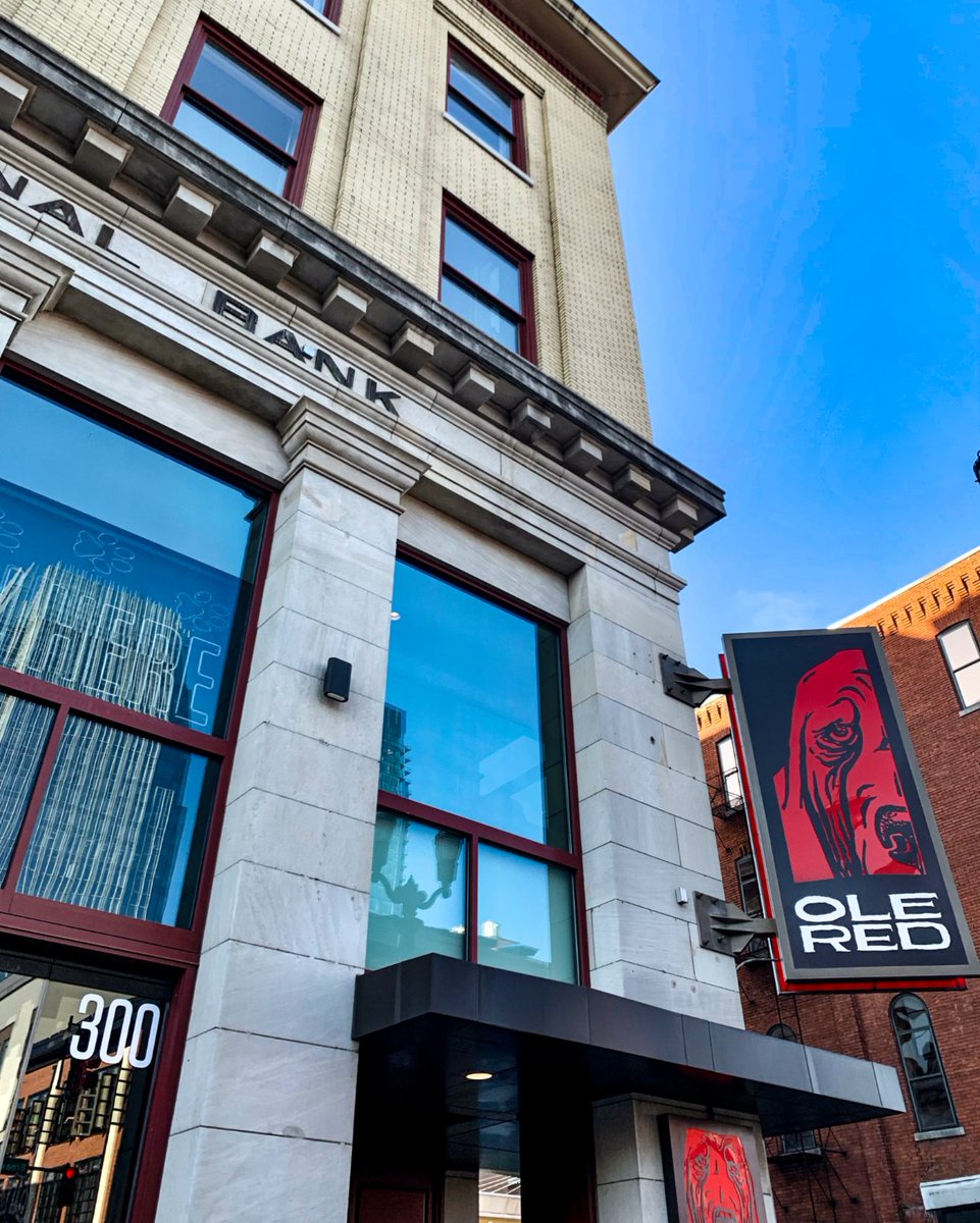 Ol' Red's itchin' to have a little fun...and a GIVEAWAY for ONE PAIR of tickets to see <a href="/blakeshelton/">Blake Shelton</a>, @WendyMoten, <a href="/todd_tilghman/">Todd Tilghman</a>, and <a href="/jakehootmusic/">Jake Hoot</a> at the <a href="/opry/">Grand Ole Opry</a> on Saturday, September 10th for the 7pm show! 🙌

1️⃣  Follow us
2️⃣  Tag your fellow BS-er
3️⃣  Retweet this tweet