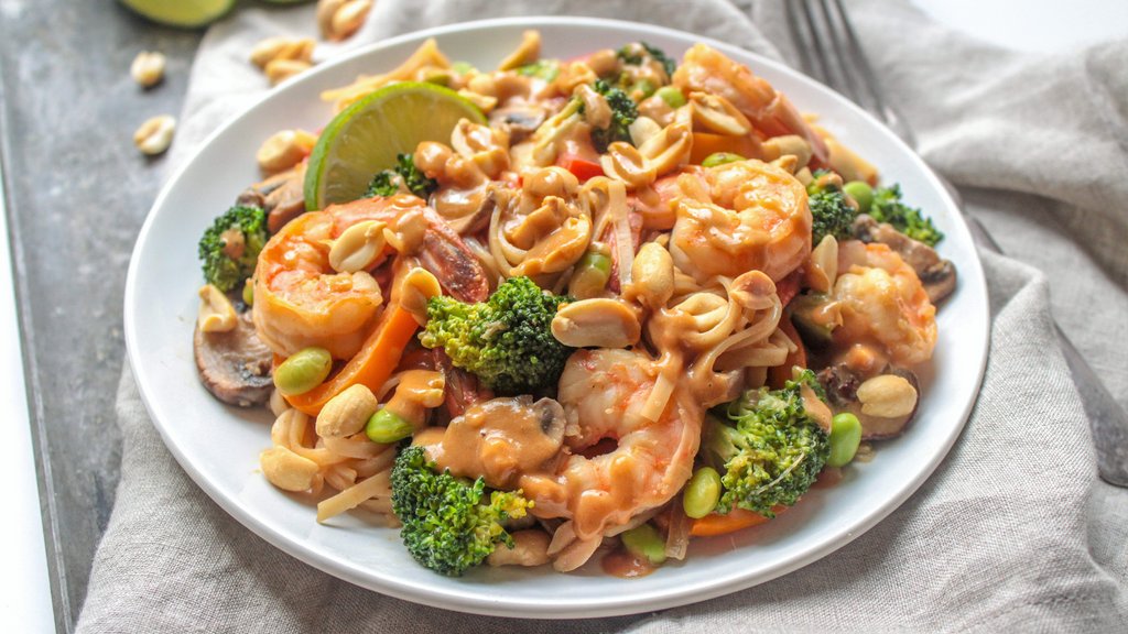 These easy gluten free meals are sure to please 😋⁠ From tacos to stuffed peppers to stir fries, there's something tasty here for everyone!⁠ Link--> fannetasticfood.com/easy-gluten-fr…⁠
.⁠
#glutenfreerecipes #glutenfreemeals #rdchat