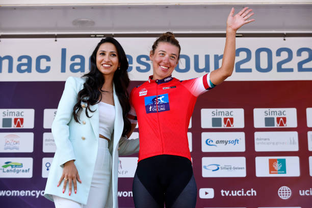 ⚪️🔴 : <a href="/KirstievHaaften/">Kirstie</a> - <a href="/PushingDreamsNL/">PHVCT</a> 
⚪️: <a href="/ele_gaspa/">Eleonora Gasparrini</a> - @valcar_ts   
🔴: Kirstie van Haaften - Parkhotel-Valkenburg