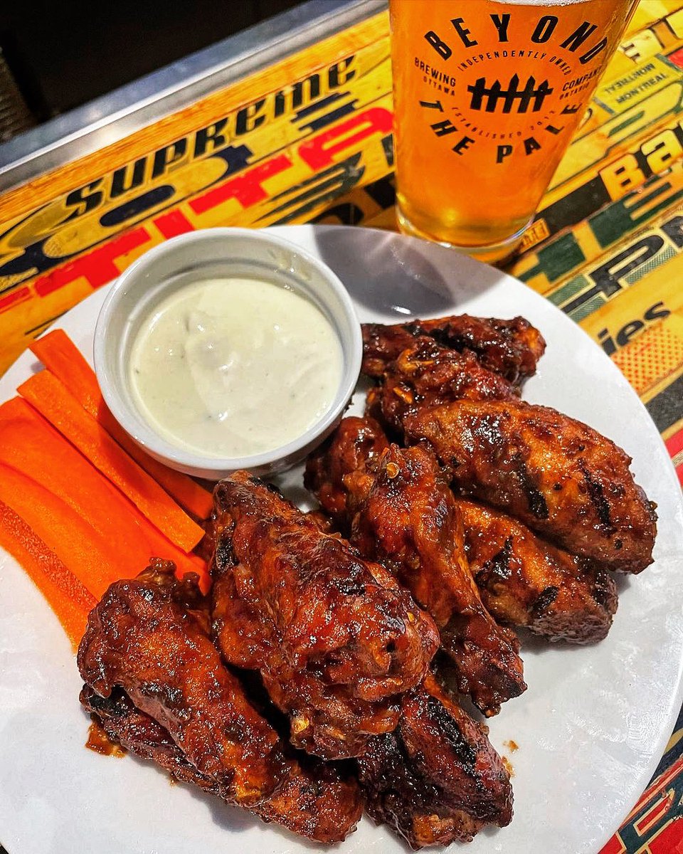 eatingyyz's tweet photo. Located in #RoncesvallesVillage, #TheDizzy offers tasty eeeats. Specials: Monday - grilled wings; Thursday - steak dinner; and Sunday - roast dinner. ๐ Try โem! ๐
โน๏ธ @TheDizzyToronto
๐ 305 Roncesvalles Ave, #Toronto
โ 416-538-8484
#TorontoRestaurant #torontofood #eatingyyz https://t.co/kkEEoYExnY
