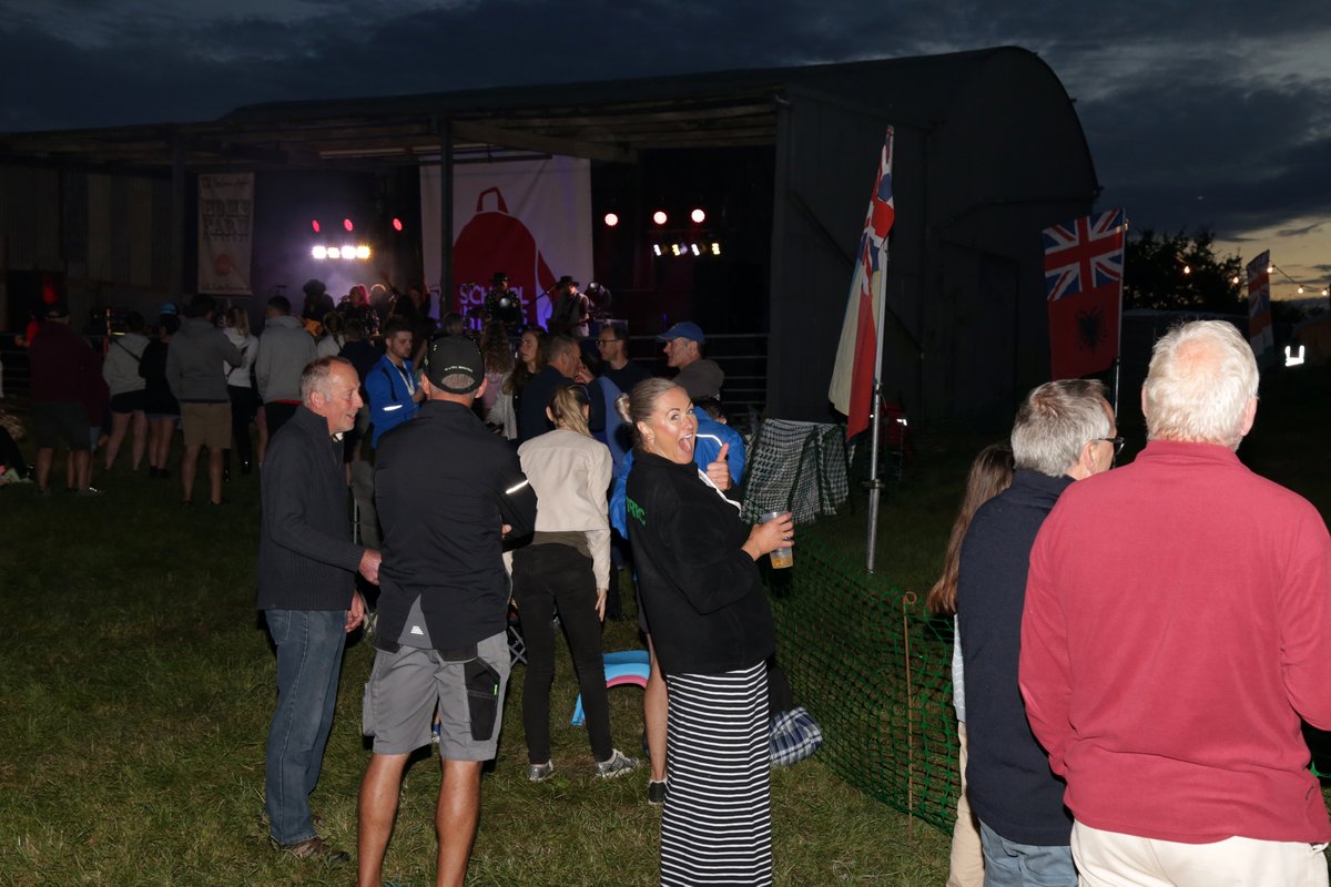 RaceNationEvent's tweet photo. 1 WEEK TILL BAGYARD ULTRA 2022!๐
Quick notes>
๐ READ athlete info, kit list & #backyardultra rules > https://t.co/f44dT5Zzlj
๐ฅ Don't bring BBQs, fires, & your own alcohol onsite, please.
๐ฅBring a drinking vessel for water stations - we're #cupless #plasticfree
GOOD LUCK! https://t.co/KSGsR6DcI8