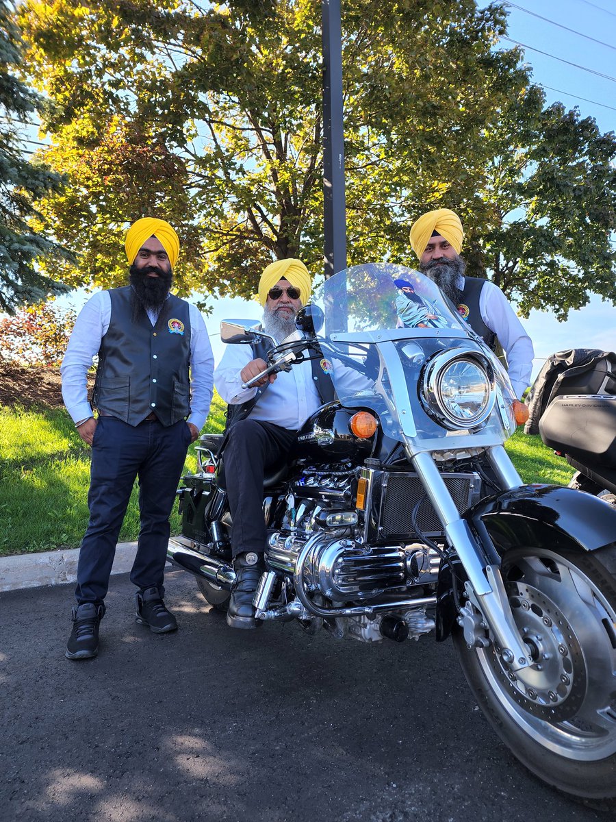 Wonderful morning to be here at station 209 on Sandalwood Parkway East in Brampton supporting bootsontheground.ca. Stay tuned for upcoming updates for this ride happening on September 17th <a href="/BramptonFireES/">Brampton Fire & Emergency Services</a>