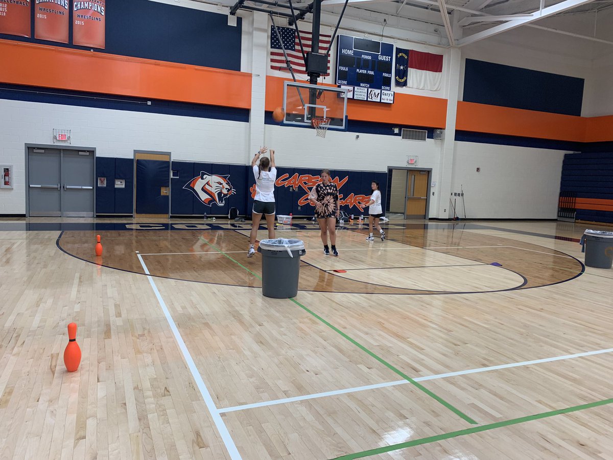 CarsonCougarWBB's tweet photo. Wrapped up week 2 of preseason workouts this morning. Proud of this group for showing up and wanting to get better! #carsonfamily #ladycougars20222023 https://t.co/mfhDyfzhQS