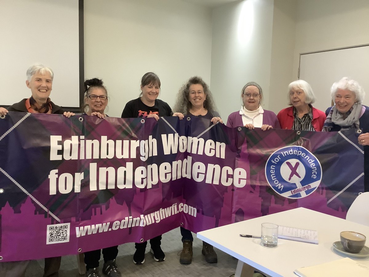 EdinburghWfi's tweet photo. .saturday3rdSeptember Itโs #TheMeadows this time.11am-1pm along with chums friends @YesMorningside @YesforEU #ayenotes #indychoir Come join us.#ootnaboot https://t.co/SaKzYEW7Q5